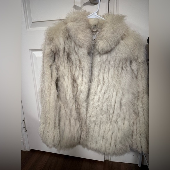 Vintage Hultzerz Maryland fur coat with bemberg lining, small. - Picture 1 of 6